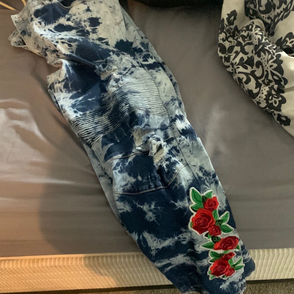 Slightly used jeans lost weight can’t fit anymore